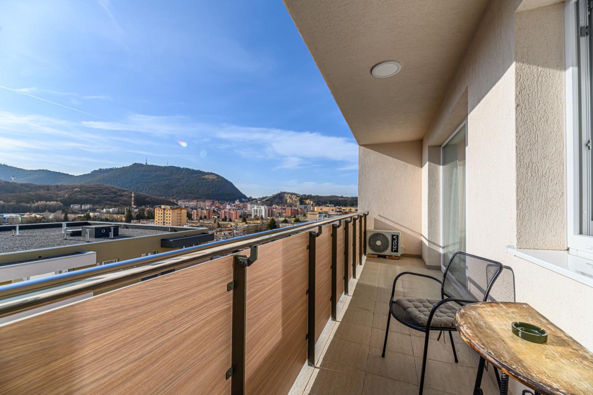 B-Holiday Luxury Apartments Urban Plaza Braşov Exterior foto